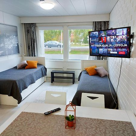 Tuurin Yoesaeiloe Apartment Bagian luar foto